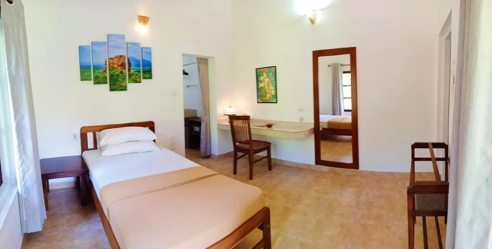 Mango House Japanese Guest House Νεγκόμπο